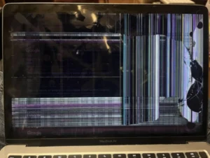 macbook ekran kırıldı değişim fiyatı ne kadar